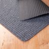 Gumis filc lábtörlő 70x120 cm - Világosszürke színben bordázott mintával